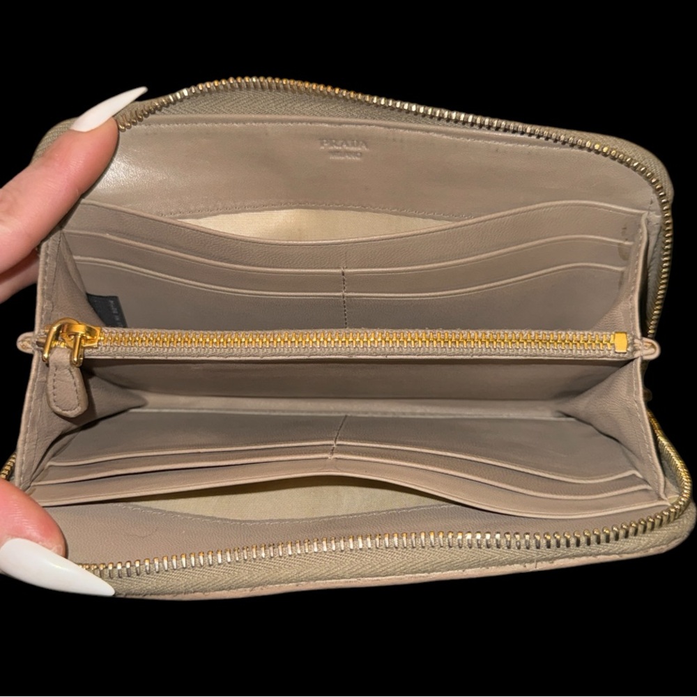 Prada Gaufre Nappa Leather Long Zip Around Zippy Wallet Beige Taupe Juta Pleated - Picture 5 of 13